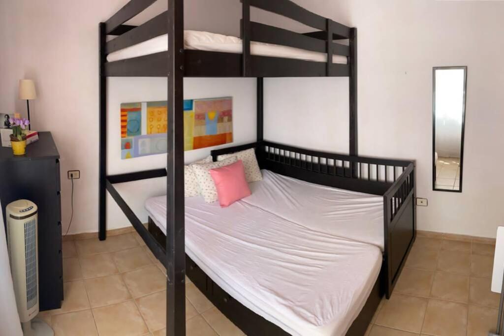 Apartamento Playa La Arena. Relax And Enjoy Appartement Puerto de Santiago  Buitenkant foto